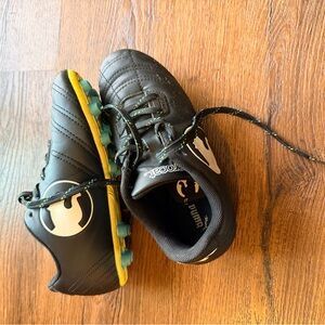 Size kids 13 soccer cleats